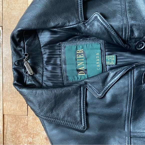 Womens Black Leather Jacket - Picture 2 of 3